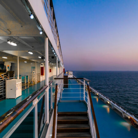 Look at the sea and sky on a cruise ship