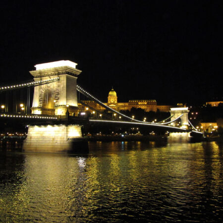 Europe_Budapest-Night_JR